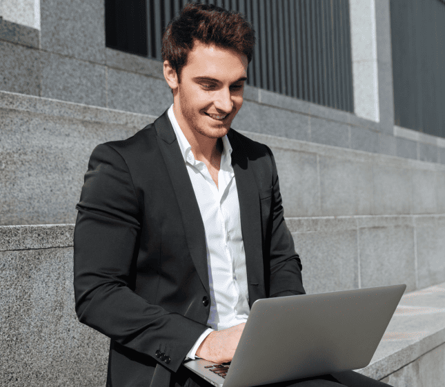 A specialist delivering professional legal doc translation for legal, business, and personal file required across New Jersey.