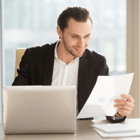 A certified translator prepares a USCIS-ready birth certificate using Spanish Translation Services in New Jersey.